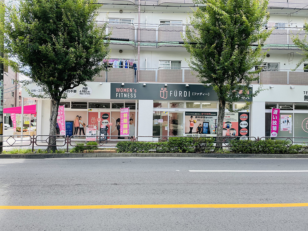 ファディー名古屋本郷のジム外観