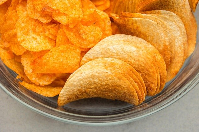 糖質が多いポテトチップス