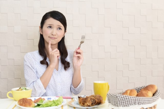 糖質制限中の女性