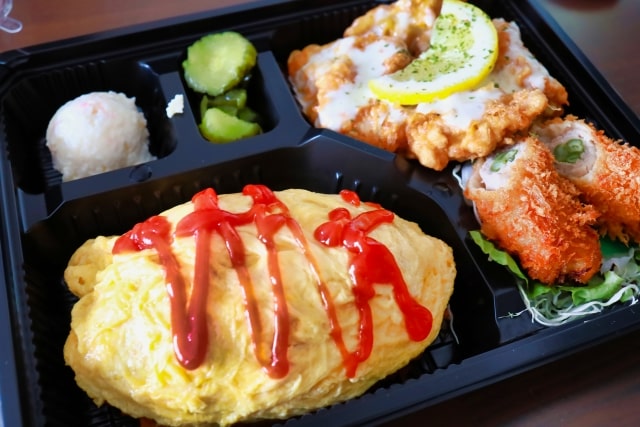 ボリューム満点の食事宅配