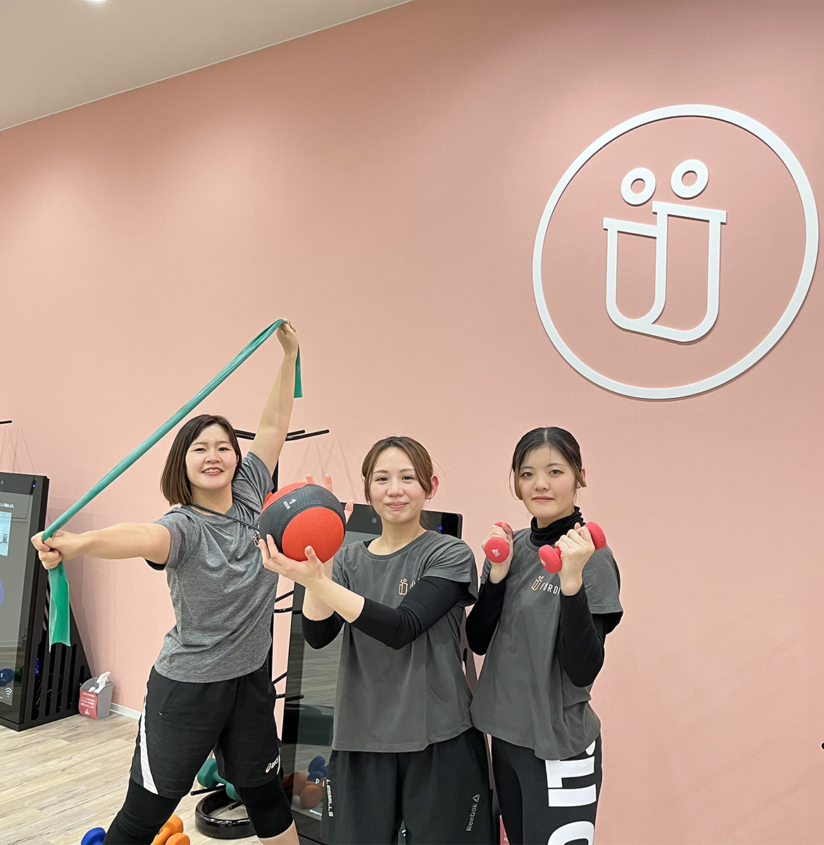 ファディー山形南のスタッフ