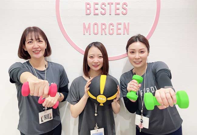 女性専用ジムのトレーナーたち